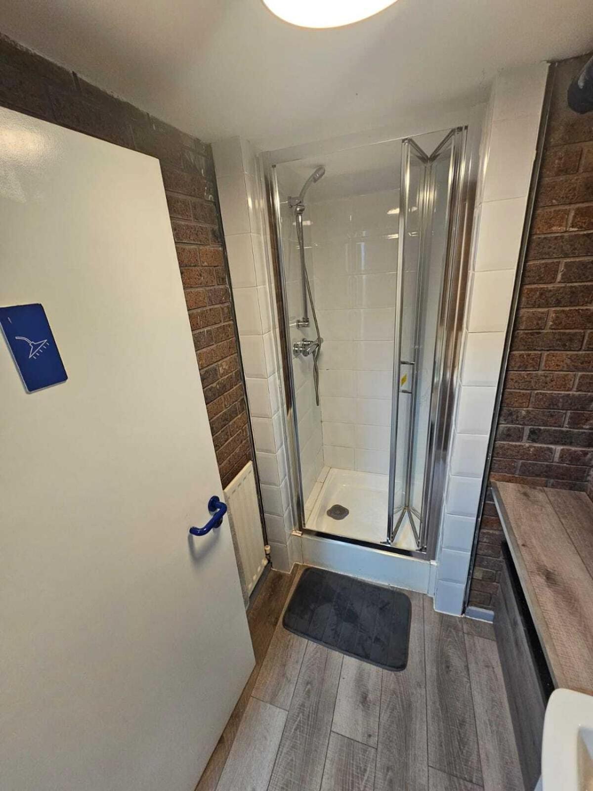 Queens Place - Rooms Μπράιτον Εξωτερικό φωτογραφία