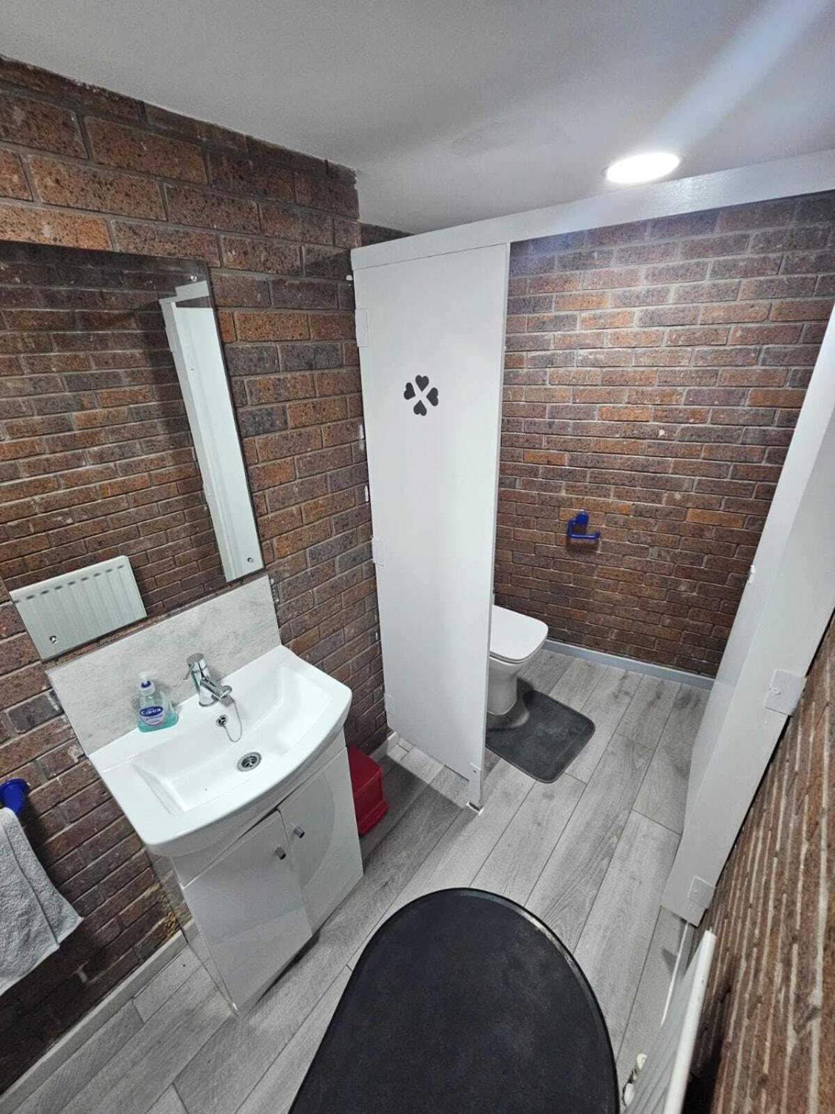 Queens Place - Rooms Μπράιτον Εξωτερικό φωτογραφία